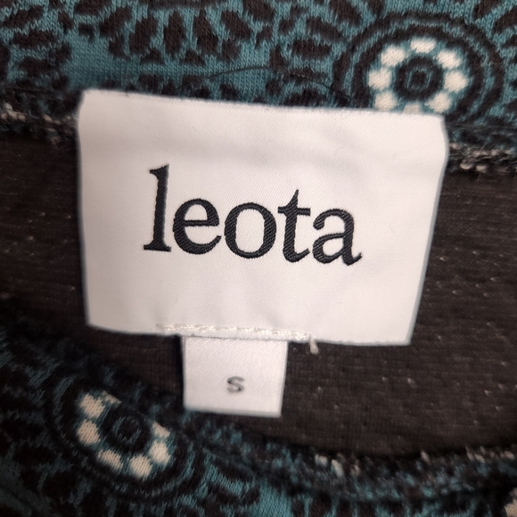 Leota Stitch Fix Jade Green Medallion Pull on Pencil Skirt Sz S - Picture 4 of 6